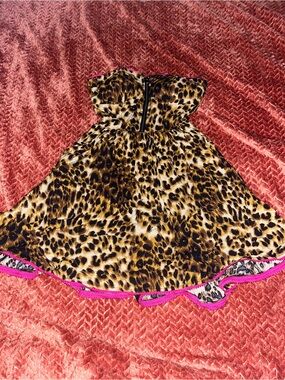 Strapless Leopard Print Dress with Pink Trim. Size XS